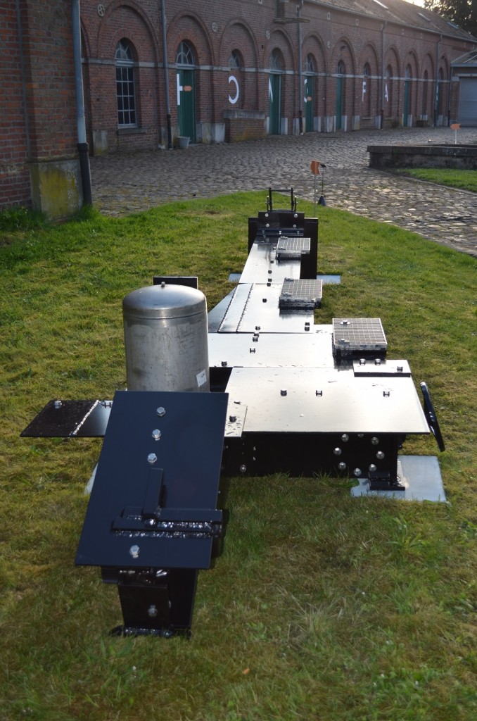 BERBACH-Elbe-HOMME #8-art-Mons 2015-ARTour-32