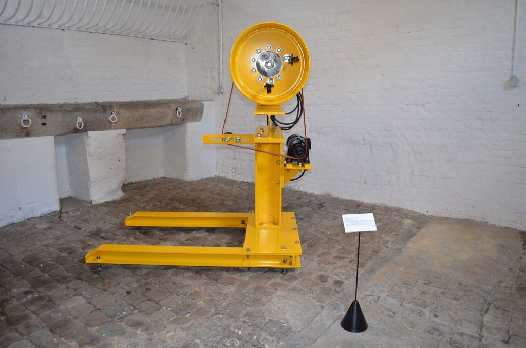 BERBACH-Elbe-Metamation #3-monumental-Mons 2015-ARTour-12